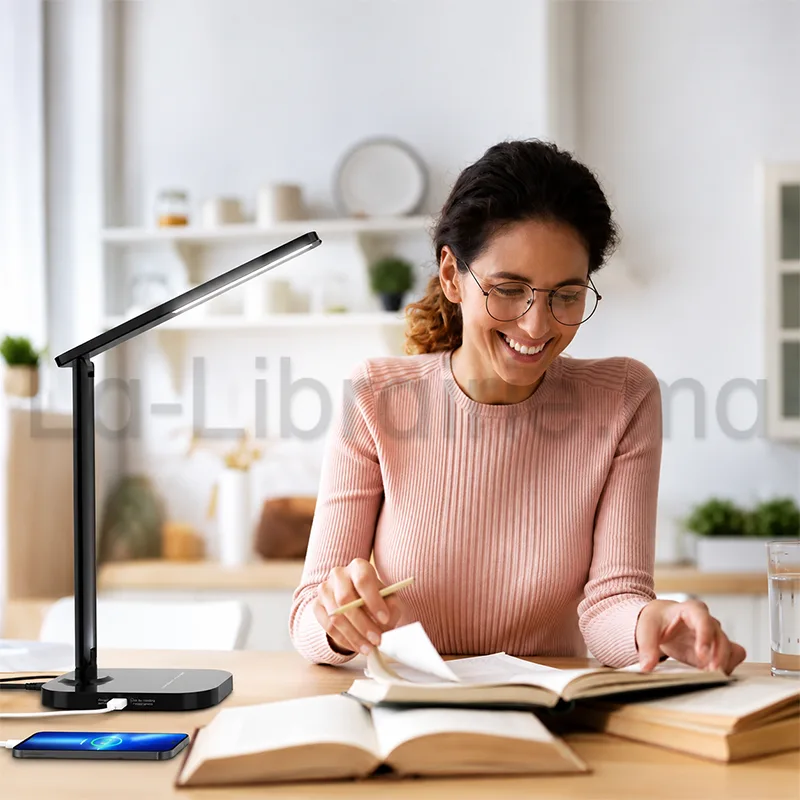 Lampe de bureau LED 12W avec port de charge USB
