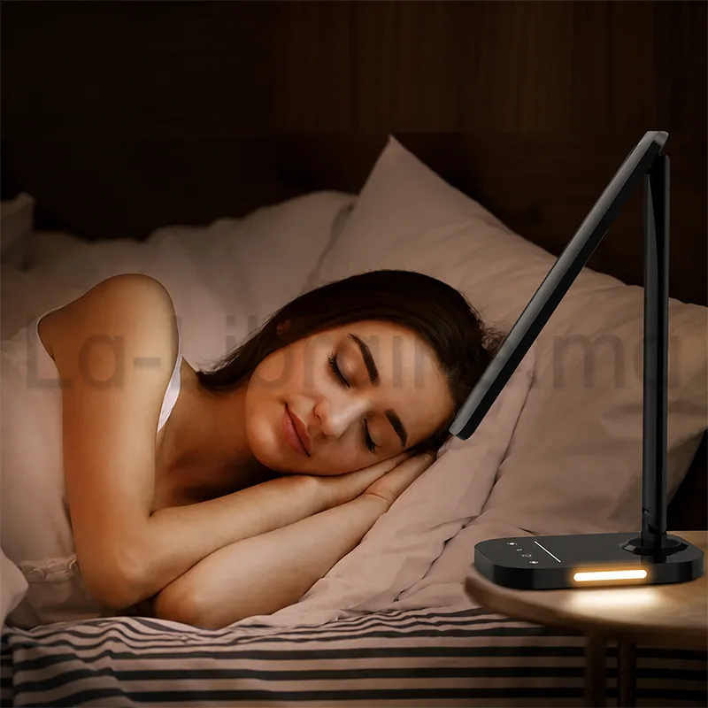 Lampe de bureau LED 12W avec port de charge USB