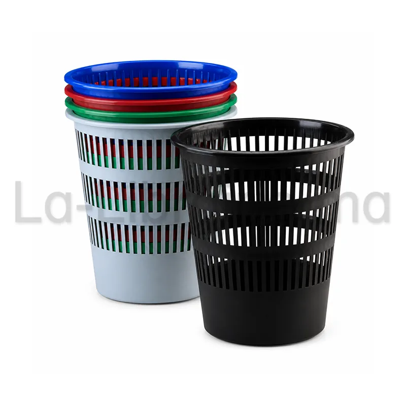 Poubelle en plastique